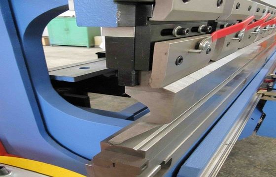 Υψηλή αποδοτικότητα CNC υδραυλικά 3mm φρένο Τύπου 100 τόνου & κάμπτοντας μηχανή