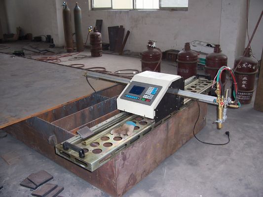 CNC Taşınabilir Alev Kesme Makinesi, Işık Kutup Baz Tabak Kesmek için Işık Kutup Makinesi