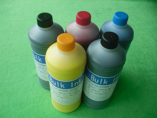 Water-resistant Wide Format Pigment Ink Lightproof In PBK C M Y Colors