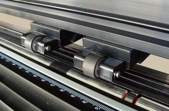 4MB memory Laserpoint Vinyl Cutter With 0-800g Cutting Force