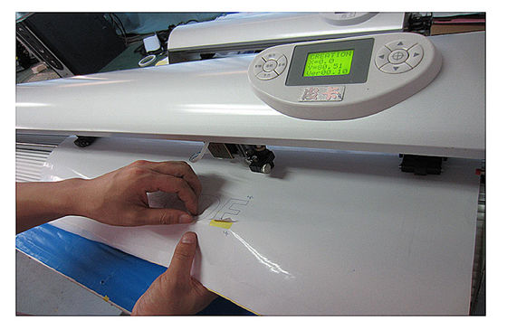 Hoge snelheid Multi Language 16-Bit CPU Vinyl Cutter Plotter met servomotor