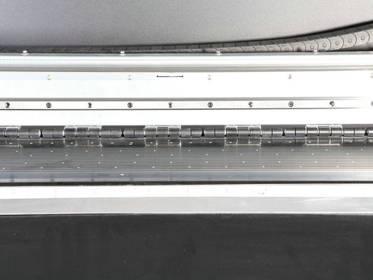 A impressora solvente 77802L do grande formato de 4 cores dobra tomado partido para a bandeira do cabo flexível